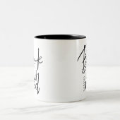 Nerd Schwarzes Script Funny Book Name Zweifarbige Tasse (Mittel)