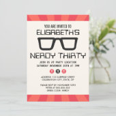 Nerdy 30 Geburtstagsparty mit Gekegel Einladung (Stehend Vorderseite)