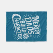 Nerdy Dads Build Character Father Humor  Fleecedecke (Vorderseite (Horizontal))