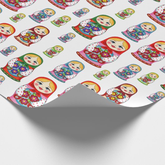 Nesting Dolls Geschenkpapier (Ecke)