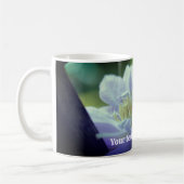 Nestled Clematis Flower Personalized Kaffeetasse (Links)