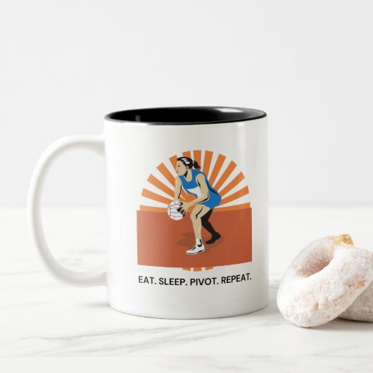 Netball Tasse aß. Schlafen. Achse. Wieder von vorn (Mit Donut)