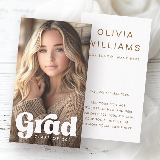 Netzwerk-Foto für Studierende im Retro-Abschluss Visitenkarte