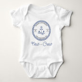 Neu an der Crew Nautical Blue Boat Anker Custom Baby Strampler (Vorderseite)