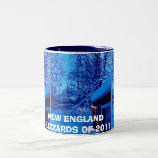 NEU-ENGLAND BLIZZARDE VON 2011 ZWEIFARBIGE TASSE (Mittel)
