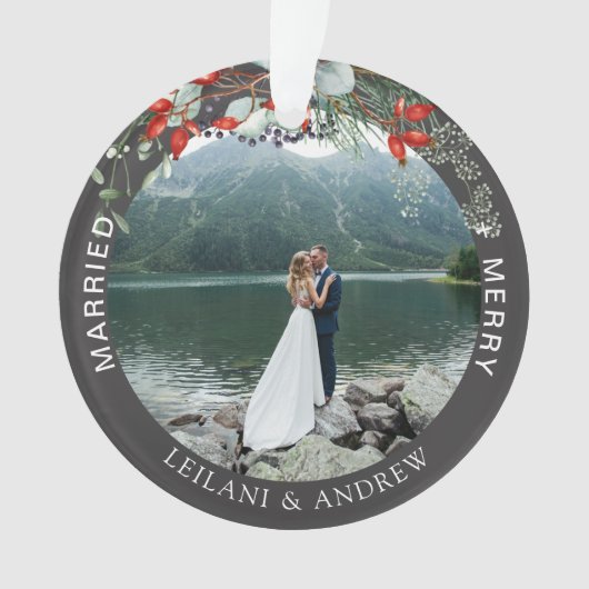 Neu verheiratetes Weihnachtsgebäck Watercolor Holl Ornament (Vorderseite)