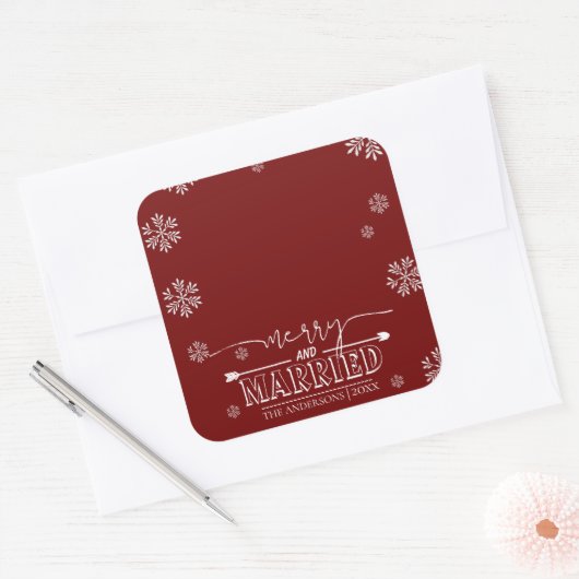 Neu verheiratetes Weihnachtsrotes Merry und Verhei Quadratischer Aufkleber (Umschlag)