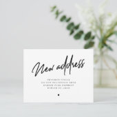 Neue Adresse moderne Skripte bewegen Ankündigungspostkarte (Stehend Vorderseite)