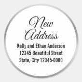 Neue Adresse Silver White und Black Script Elegant Runder Aufkleber (Vorderseite)