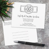 Neue Adressenänderung mit weißem Firmenlogo Ankündigungspostkarte