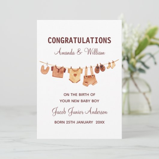 Neue Baby-Kleidung Herzlichen Glückwunsch Personal Karte (Stehend Vorderseite)