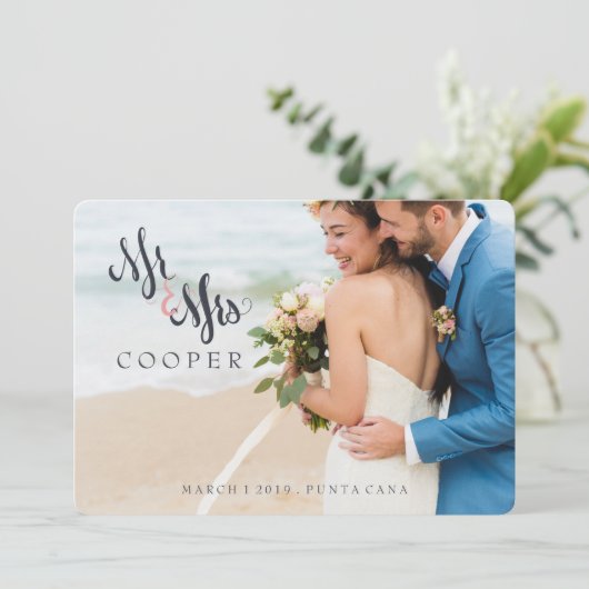 Neue Bekanntgabe von Frau Modern Elopement Ehe Einladung (Stehend Vorderseite)