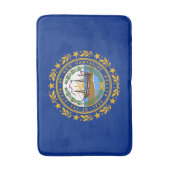 Neue Flagge des Staates Hampshire Badematte (Vorderseite Vertikal)