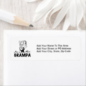 Neue Grampa T - Shirt und Geschenke lächeln (Insitu)