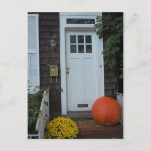 Neue Tür in England im Herbst Postkarte