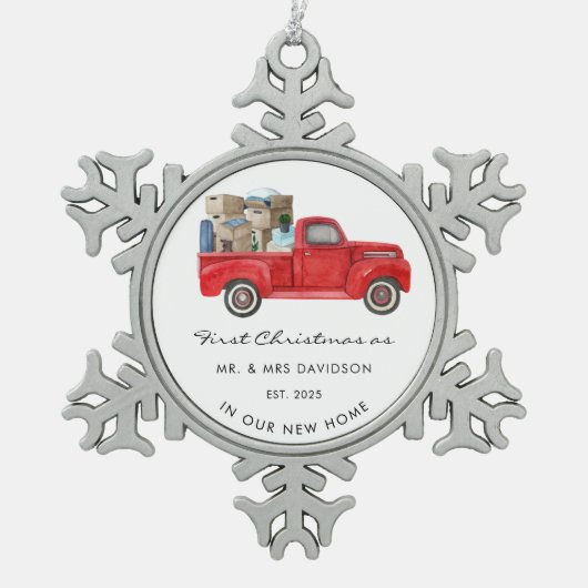 Neue Zuhause - Erste Weihnachten als Mr. und Mrs.  Schneeflocken Zinn-Ornament (Vorderseite)