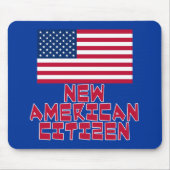 Neuer amerikanischer Staatsbürger mit Mousepad (Vorne)