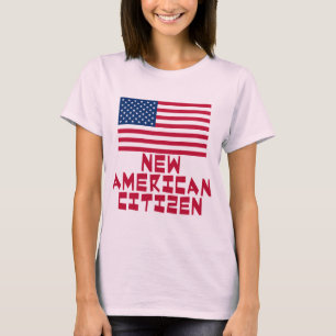 Neuer amerikanischer Staatsbürger mit T-Shirt