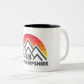 Neuer Hampshire 48 Retro-Berg Zweifarbige Tasse (VorderseiteRechts)