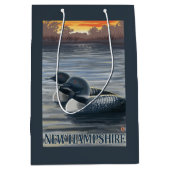 Neuer HampshireCommon Loon Mittlere Geschenktüte (Vorderseite)