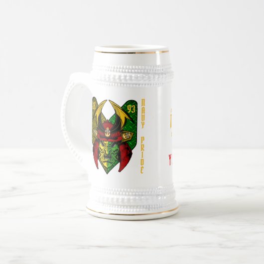 NEUER LEITER AUF PLATTFORM STEIN BIERGLAS (Vorderseite Links)