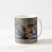 Neuer Magentiger Kaffeetasse (VorderseiteRechts)