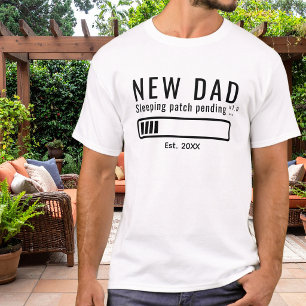 Neuer Papa-Schlafmodus ausstehend, niedriger Akku  T-Shirt
