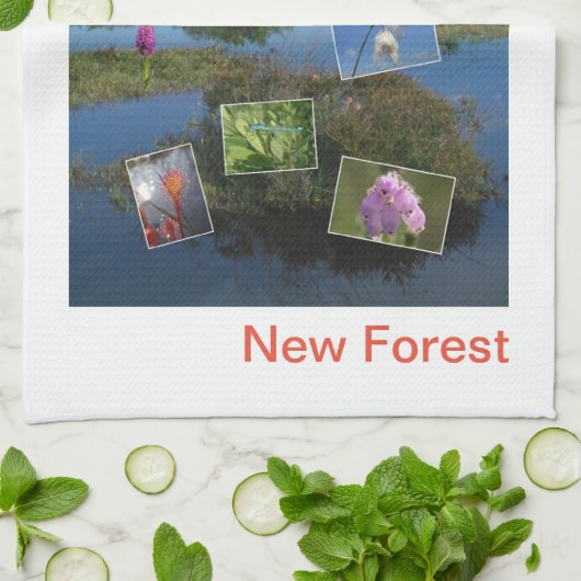 Neuer Wald Geschirrtuch (Gefaltet)