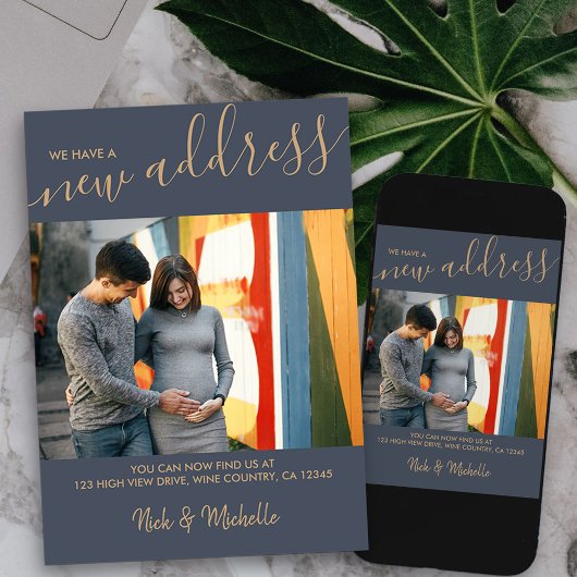 Neues Address-Foto und elegantes Script Blue Movin Ankündigung