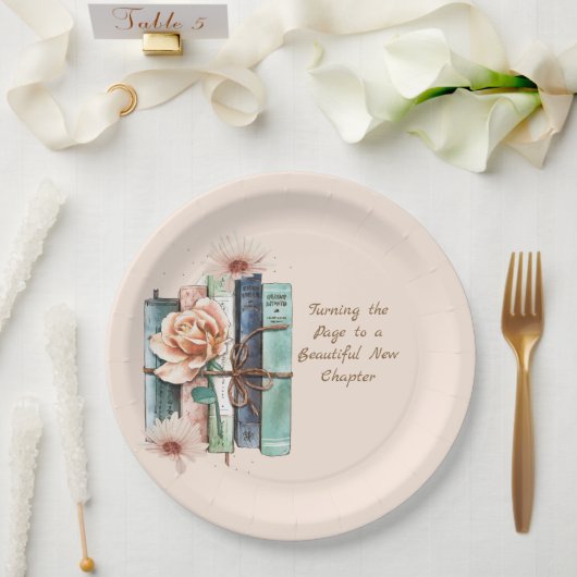 Neues Kapitel Beginnt Bücherstapel Floral Pappteller (Hochzeit)