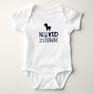 Neues Kind in der Stadt Baby Goat Strampler