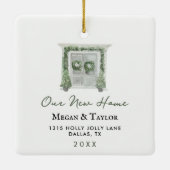 Neues Zuhause-Geschenk Unser neues Zuhause Holiday Keramikornament (Rückseite)