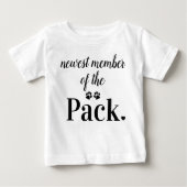 Neuestes Mitglied der Packungsbeilage Baby T-shirt (Vorderseite)