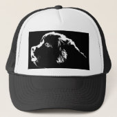 Neufundland-Hund bedeckt Truckerkappe (Vorderseite)