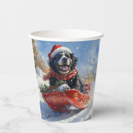 Neufundland Hund in Sledge Let it Snow Christmas Pappbecher (Vorderseite)