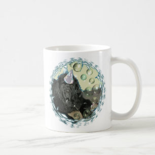 Neufundland-Hundgeburtstag, gibt es Kuchen? Kaffeetasse