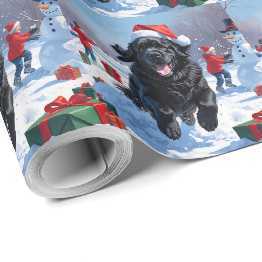 Neufundland läuft im Schnee mit Weihnachtshut Geschenkpapier (Rolleneckpunkt)
