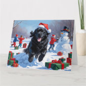 Neufundland läuft im Schnee mit Weihnachtshut Karte (Vorderseite)