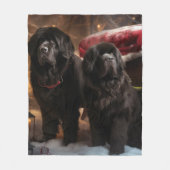 Neufundland Snowy Sleigh Weihnachtsdekor Fleecedecke (Vorderseite)