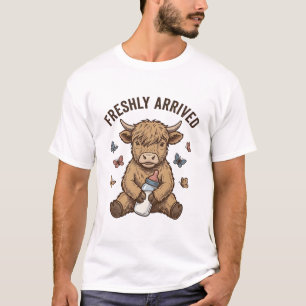 Neugeborenes Highland-Kalb-Baby-Ankündigungsdesign T-Shirt