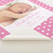 Neugeborenes-Mädchen mit Geburtsstadien und Foto Sherpadecke (3/4)