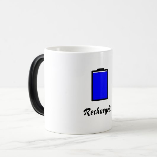 Neugeladene verwandelnde Tasse (Vorderseite Links)