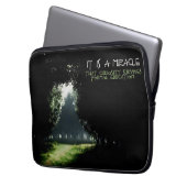 "Neugier" Inspiration Zitat Laptopschutzhülle (Vorderseite Links)