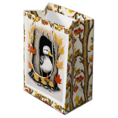 Neugierige Ducklings und Herbstleppmuster Mittlere Geschenktüte (Rückseite Schrägansicht)