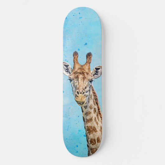 Neugierige Giraffe mit Blue Confetti Sky Skateboard (Vorderseite)