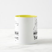 Neugierige Katze, die von Bass-Spielern leicht abg Tasse (Zentrum)