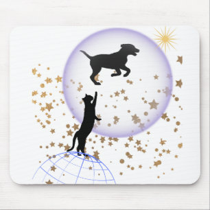 Neugierige Katze und Laufhund Mousepad