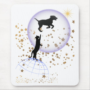 Neugierige Katze und Laufhund Mousepad