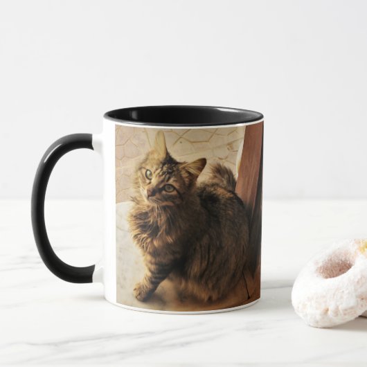 Neugierige Kitty Tasse (Mit Donut)