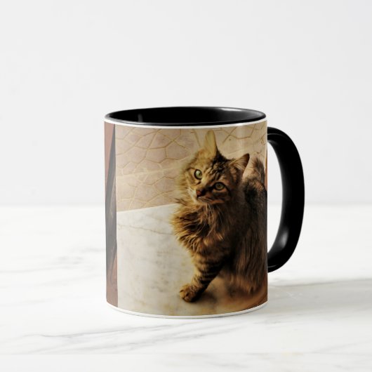 Neugierige Kitty Tasse (VorderseiteRechts)